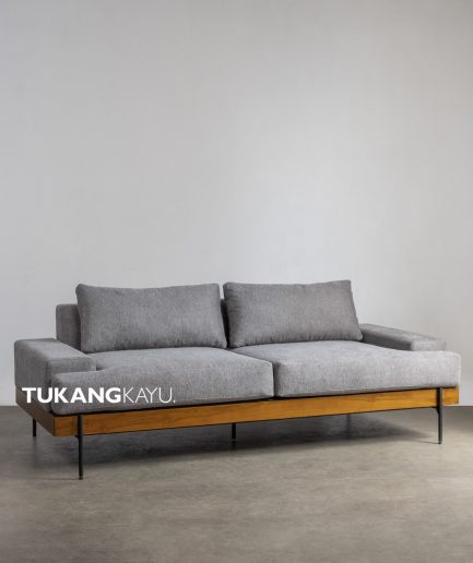 SF-004 RIVERA SOFA